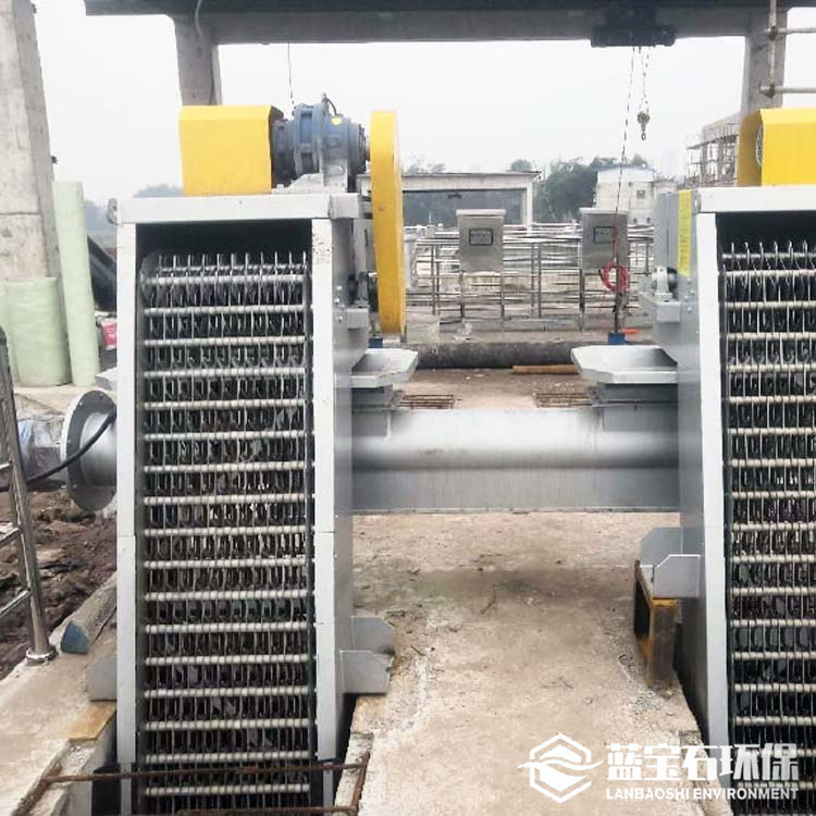 自动回旋式格栅除污机 GSHZ电动带自清洁齿耙式机械格栅工作原理