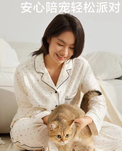 vs 라이트 소프트 벨벳 오프화이트 도트무늬