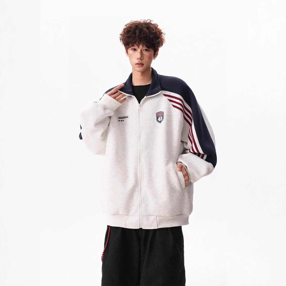 Giacca baseball con badge uomo donna felpa raglan oversize_voghion.com