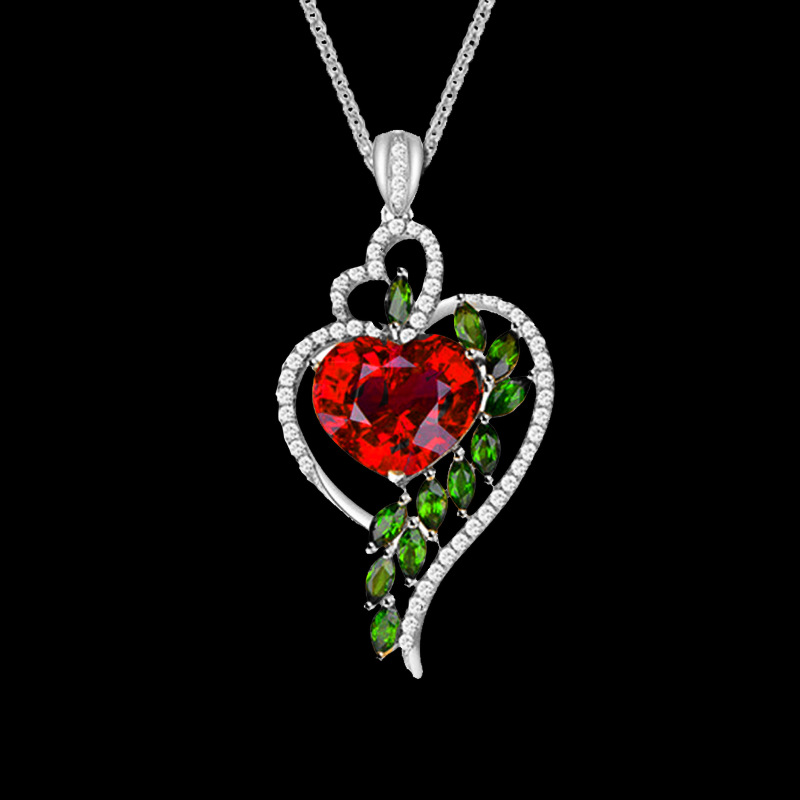 Fashion Heart Shape Alloy Inlay Rhinestones Women's Pendant Necklace display picture 2