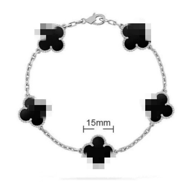 V-Gold Thick-Plated Four-Leaf Clover Five-Flower Bracelet and Necklace Set, Classic, Light Luxury, Versatile V-Gold Thick-Plated Four-Leaf Clover Five-Flower Bracelet and Necklace Set, Classic, Light Luxury, Versatile