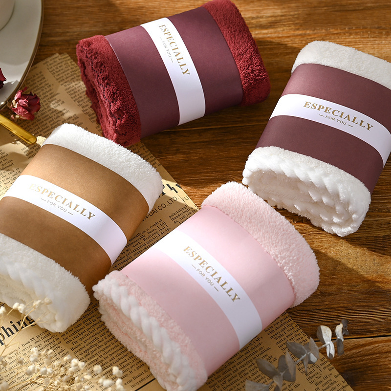 Gift Baby Banquet Small Square Bear Towel Wedding Gift Hand Gift Towel Small Gift Wedding Shop Wholesale