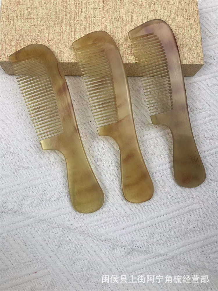 Goat Horn Comb 16cm Medium Handle Massage Comb for Scalp and Hair Care overview