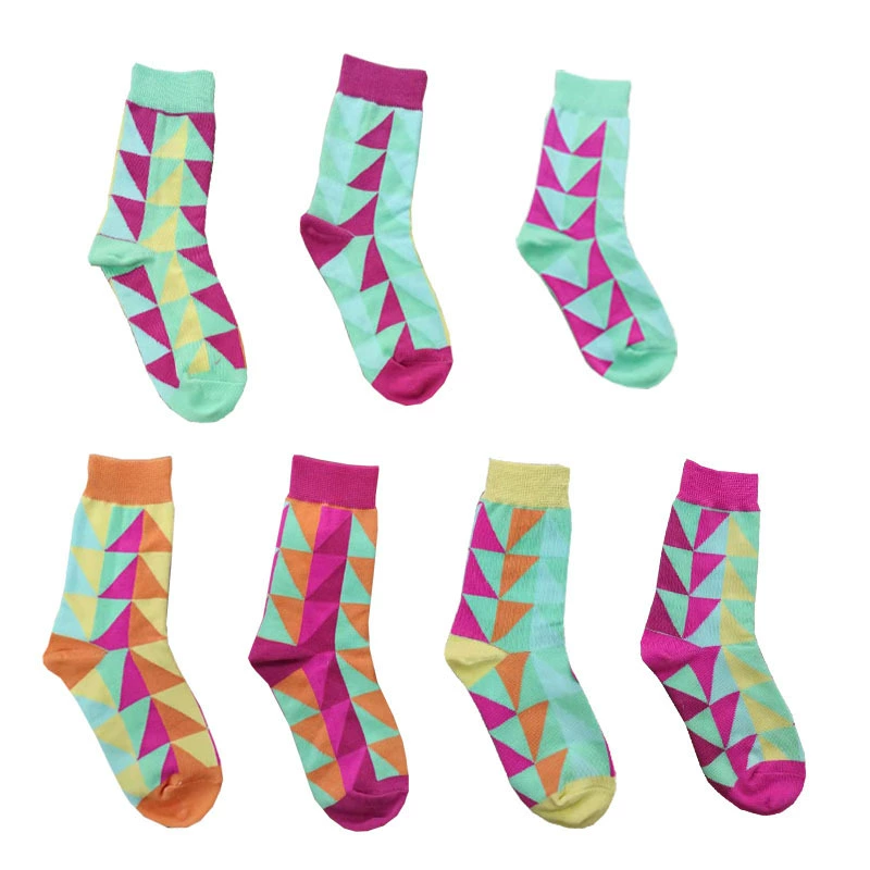 Европейские и американские уличные модные мужские носки средней длины жаккардовые носки средней длины Модные носки в стиле хип-хоп Модные мужские и женские модные повседневные модные носки