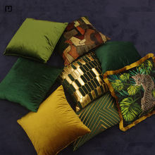 微派复古绿色系金色抱枕靠垫腰枕软装简约样板房布艺装饰