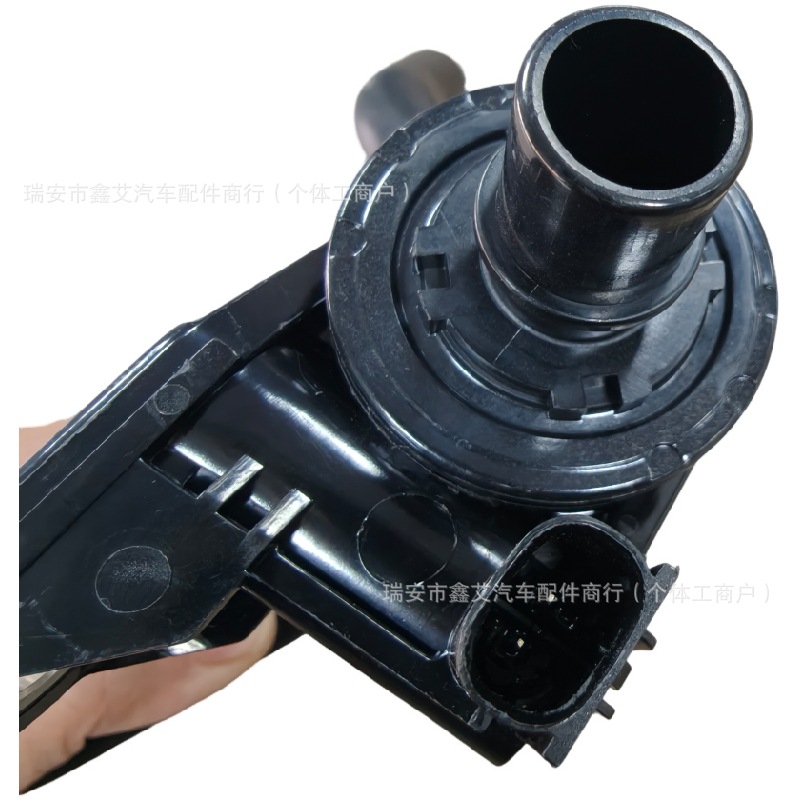 16260-F0010 Is Suitable for Toyota Radiator Bypass Hose Assembly Water Valve 16260-25010