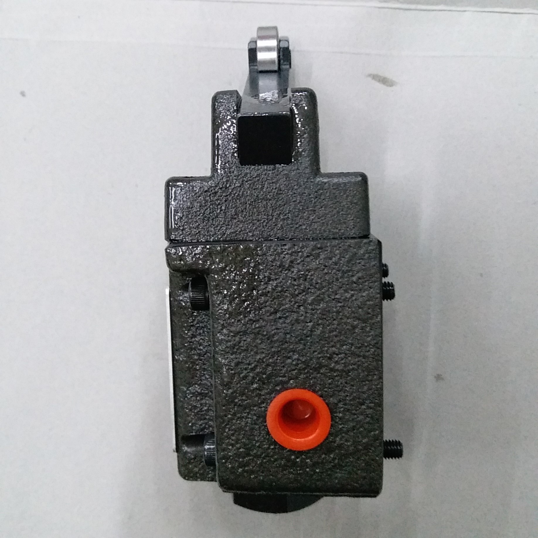 ע�ܻ����÷���е����DCG-02-2B2L�ֶ�ʽҺѹ����