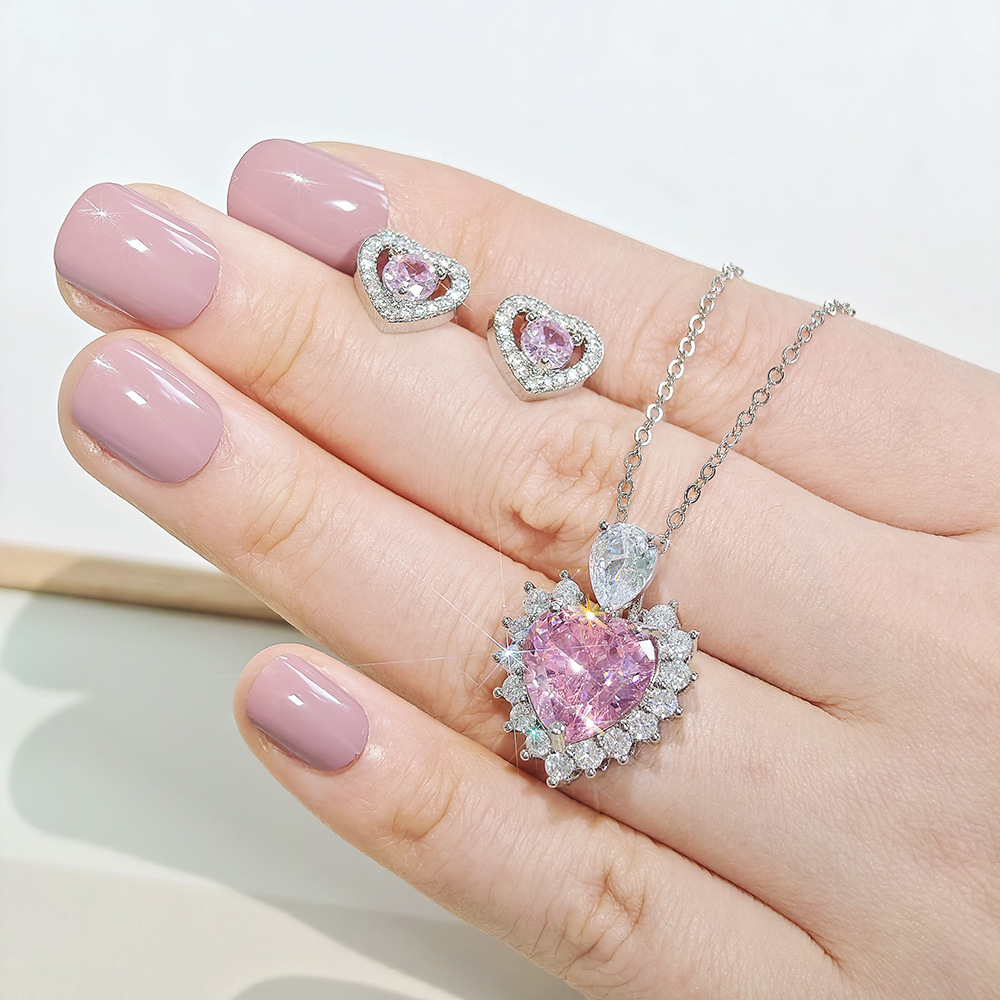Plating Design Wholesale Jewelry Elegant Shiny Heart Shape Copper Plating Earrings Necklace Cable Chain