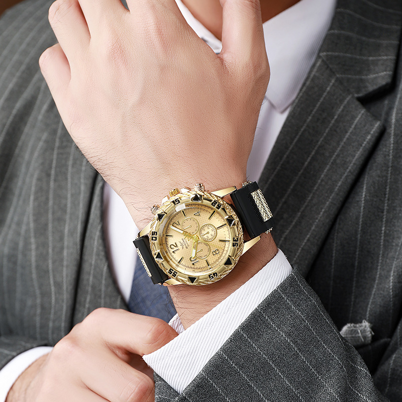 Nueva moda casual reloj de cuarzo de cristal de luz azul deportes dial grande falso reloj de hombre de temperamento de negocios de tres ojos