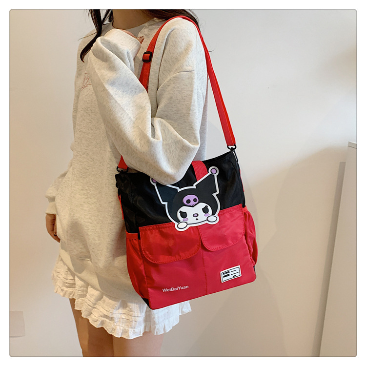 A new, versatile, large-capacity single-shoulder crossbody bag with a cute and girlish heart for student tutoring in the Korean version of Instagram undefined