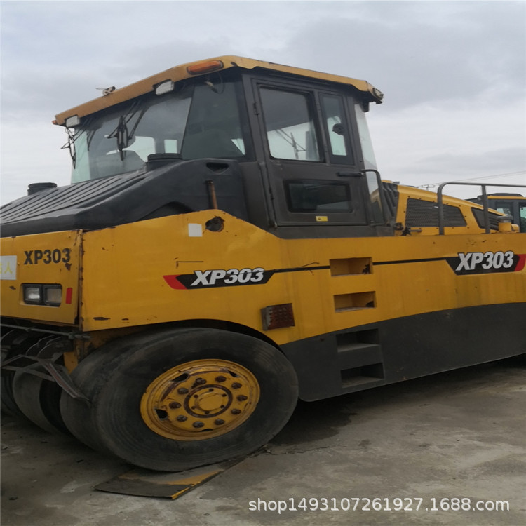 徐工胶轮二手压路机图片-30吨二手胶轮压路机价格