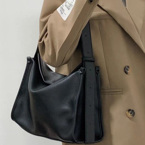 Wide shoulder strap crossbody bag for women 2024 lazy style simple soft leather shoulder bag large capacity commuter tote bag for women