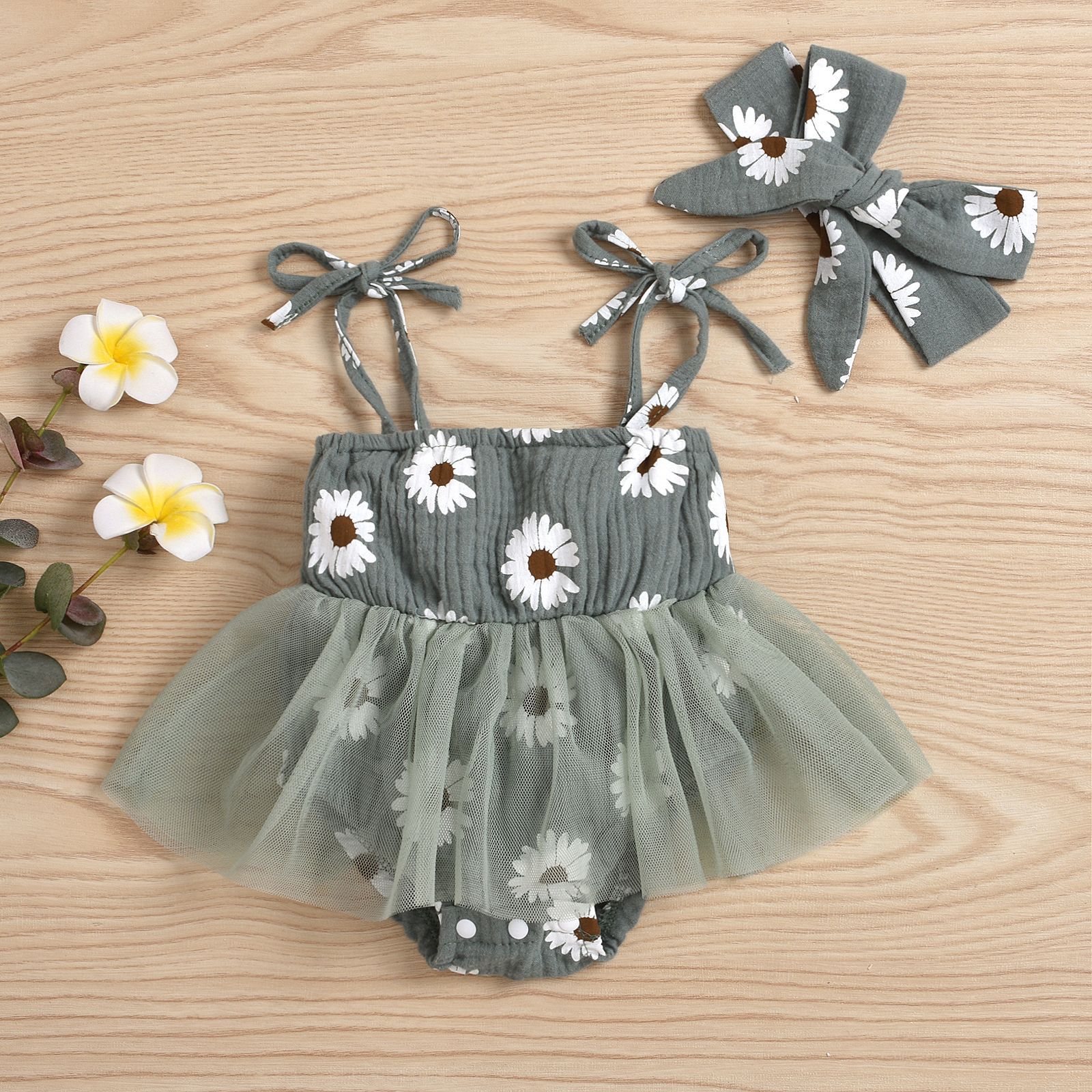 Breathable Function Regular Fit Fit Type Fashion Flower Cotton Baby Rompers