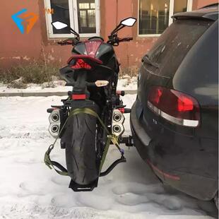 SUV��܇ԽҰĦ��܇�� �ӏ��������C���b��܇�ܺ��܇β�췽���h��