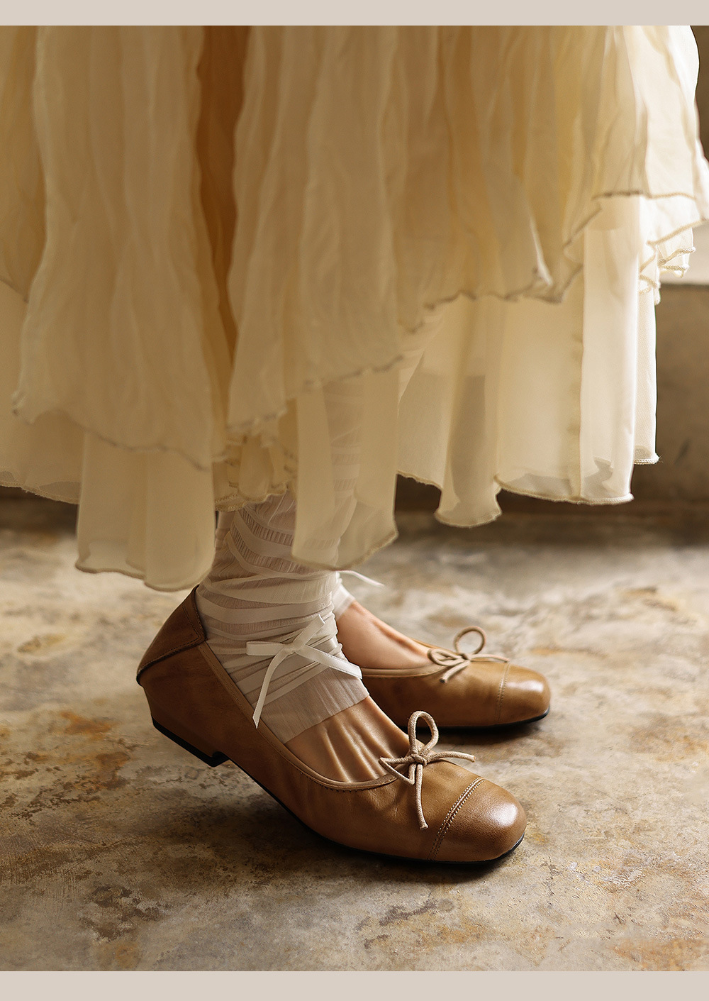 Giày ballet nữ mũi tròn da bò mềm, kiểu trứng cuộn, cổ nông — đen chi tiết 9