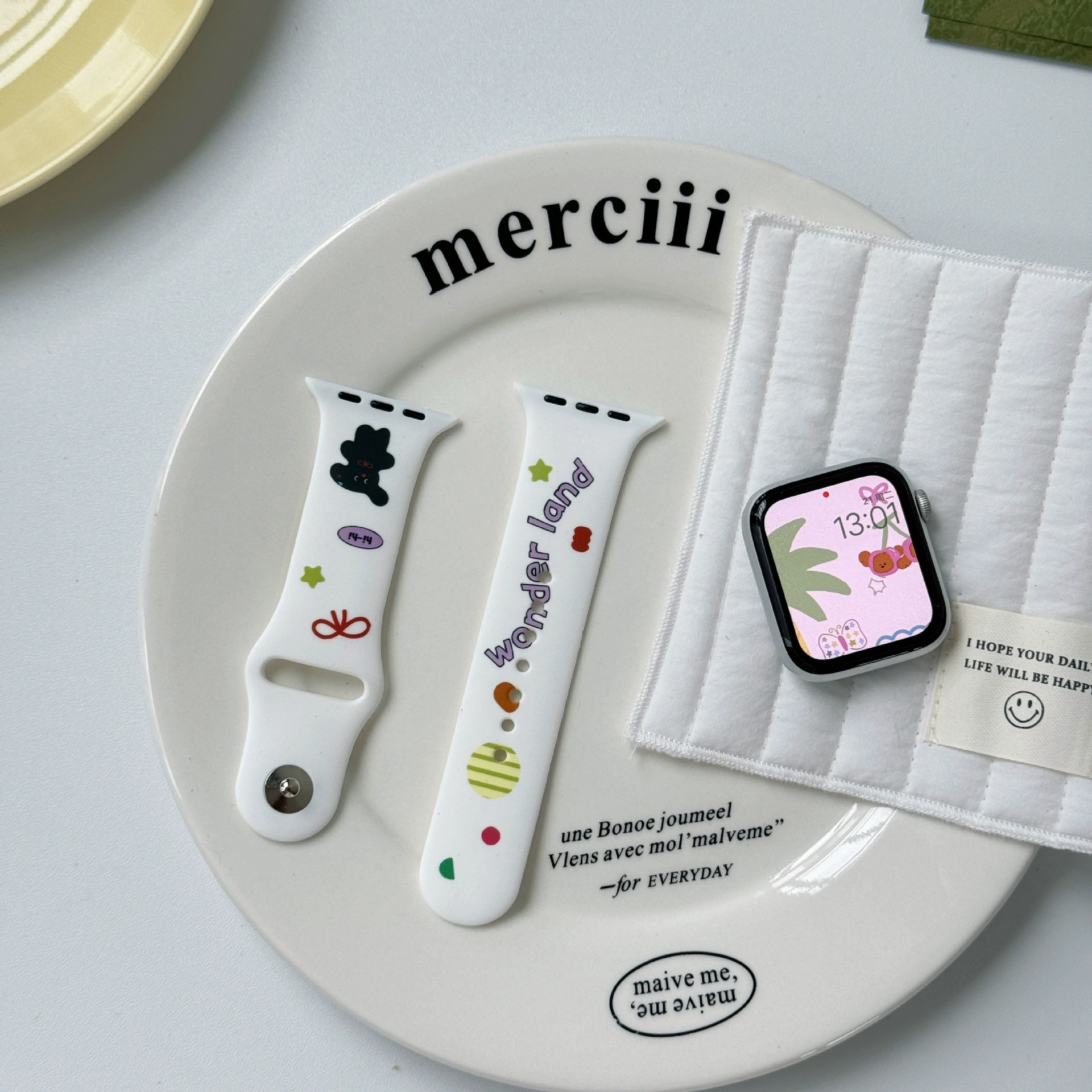 Мультяшный рисунок симпатичный щенок ремешок подходит для Apple watch S9 силиконовый ремешок iwatch876543 поколения SE