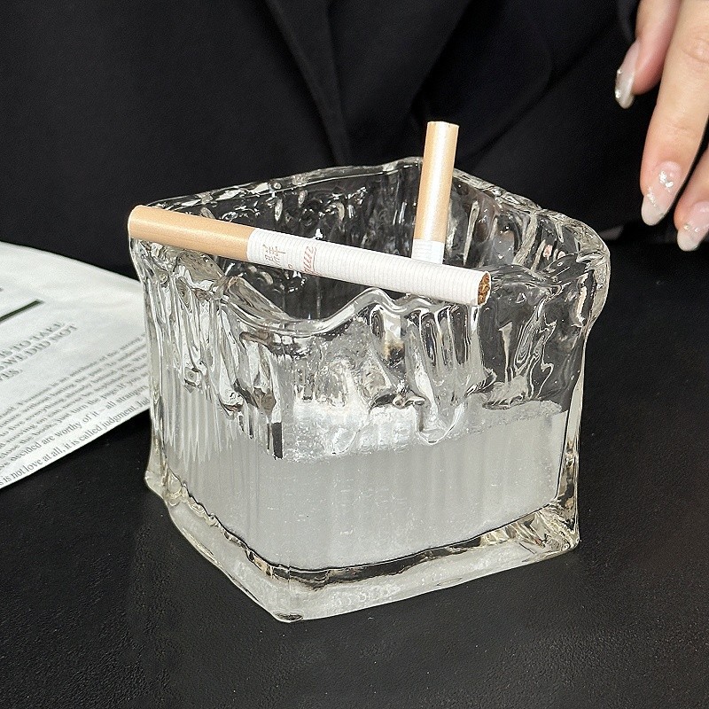 Cenicero de vidrio de patrón glacial para extinguir el humo, nicho de alta calidad, decoración creativa del hogar, cenicero de cigarros