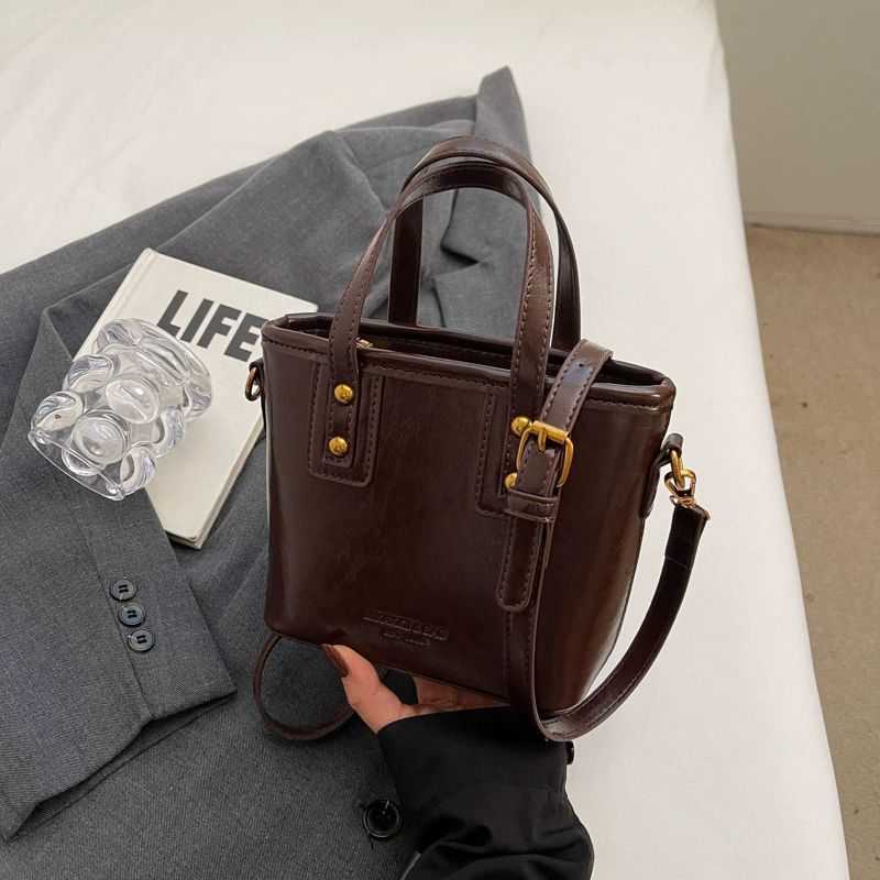 Ретро маленькая ручная сумка через плечо, демисезонная модная Tote, стиль высокого уровня