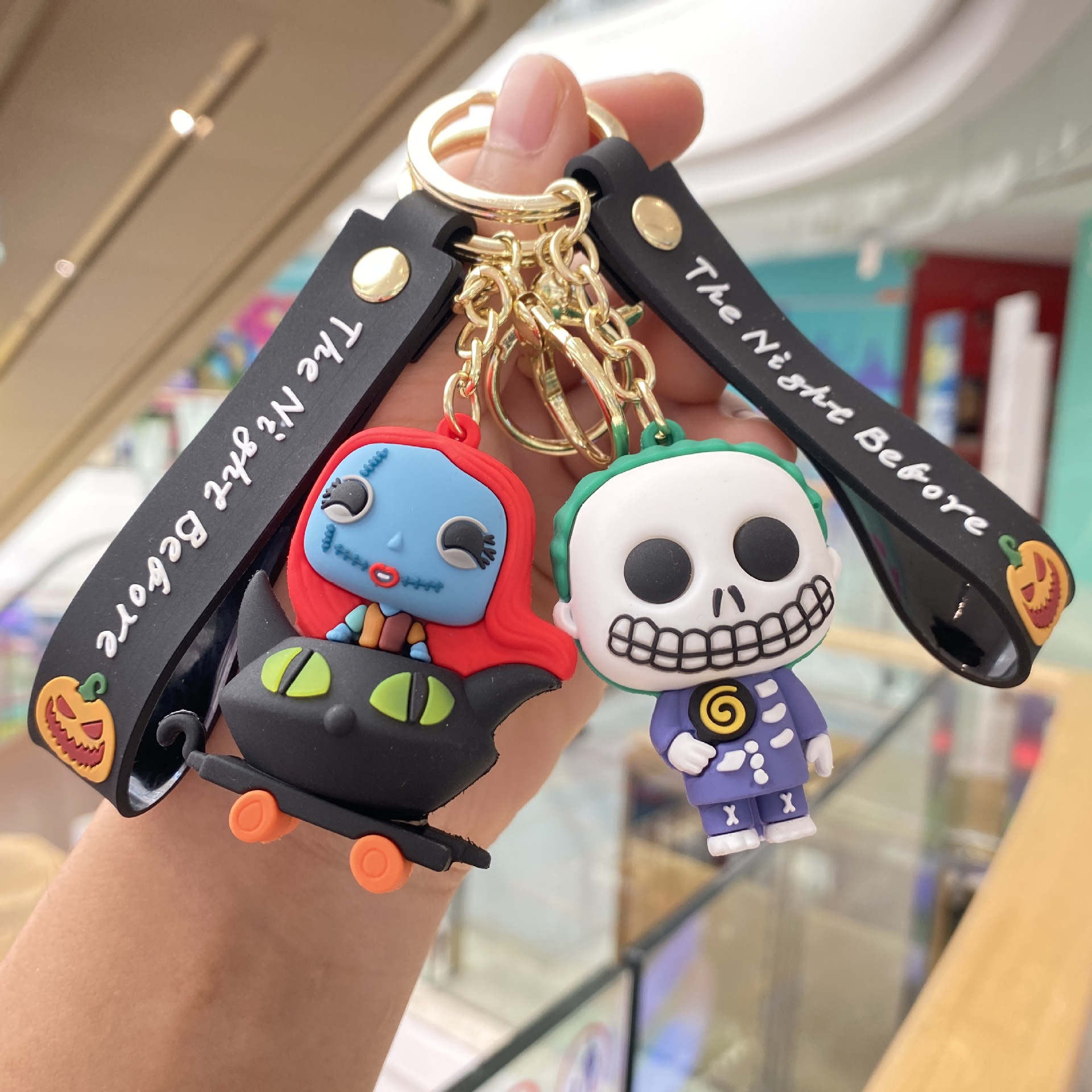 Nueva historieta Navidad noche horror llavero muñeca colgante bolsa coche llavero accesorios pequeño regalo al por mayor