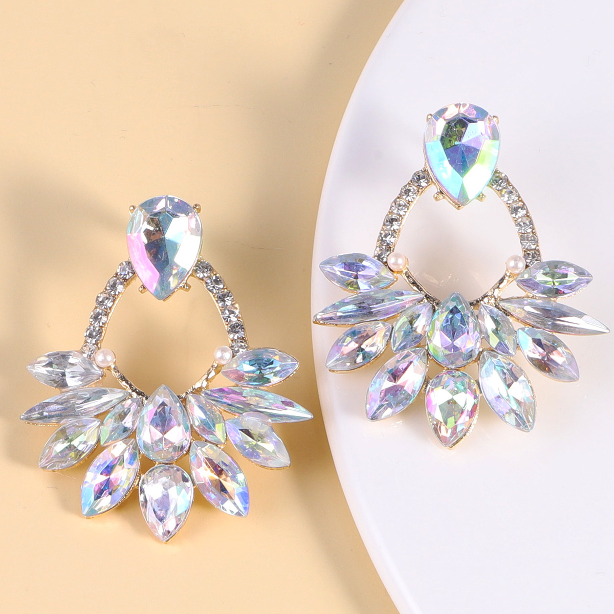 Vintage Elegant Colorful Diamond Inlay Series Alloy Earrings Female