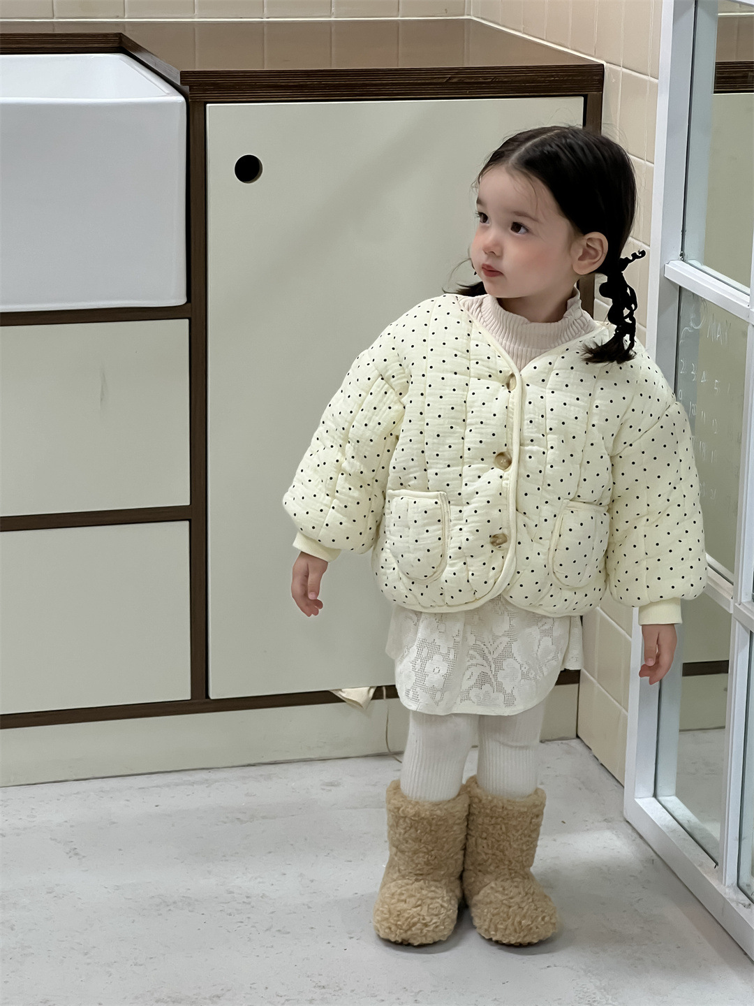 Baby invierno ropa de invierno para niños coreanos más gruesa ropa de niñas abrigo de algodón bebé invierno ropa infantil invierno