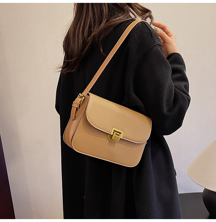 Solid color underarm 2023 new trendy versatile shoulder high-end and fashionable crossbody women's bag, small square bag_voghion.com