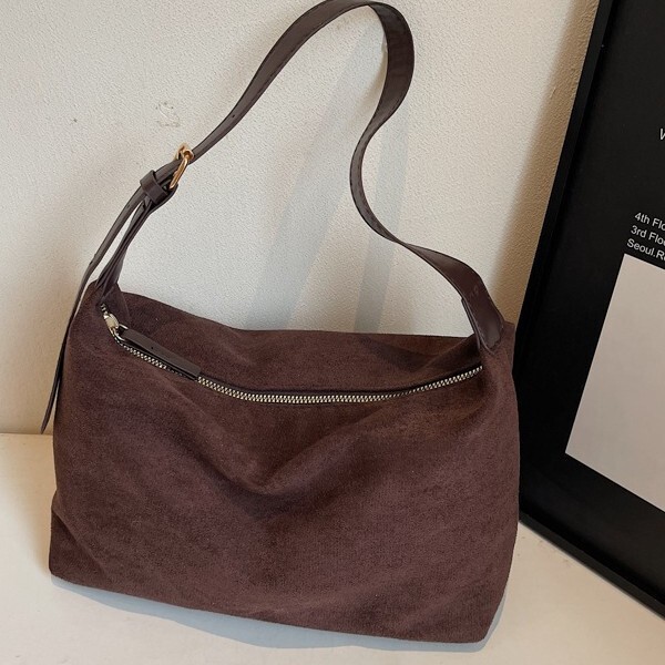 Retro Frosted Handbag Niche Armpit Bag Women's Winter New Shoulder Tote Bag Versatile Suede Crossbody Bag