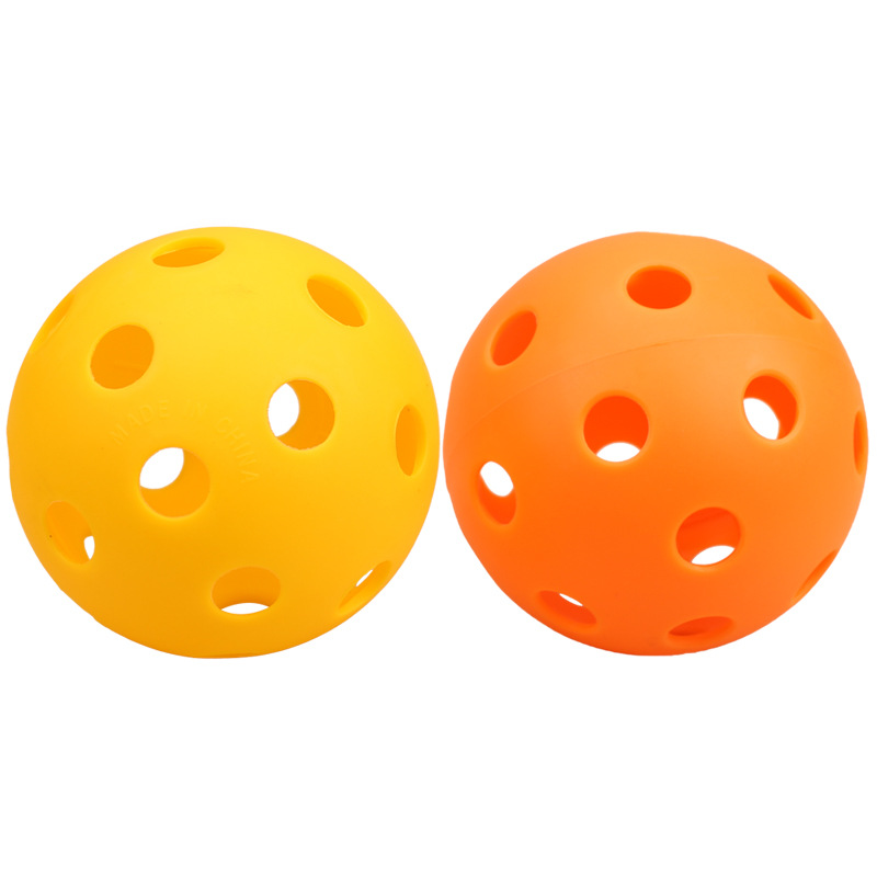 Wholesale Rotomolded Elastic 26-Hole 40-Hole Pickleball Balls for Beginners Indoor and Outdoor Competition Training Pickleba