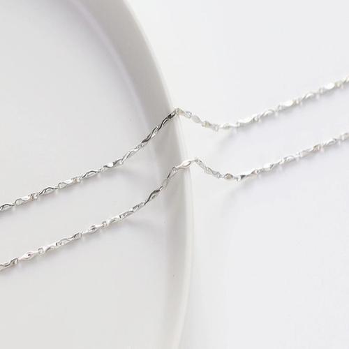 Men's and women's solid clavicle necklace, delicate chain, minimalist thin design, simple single-strand bamboo-style white gold chain
