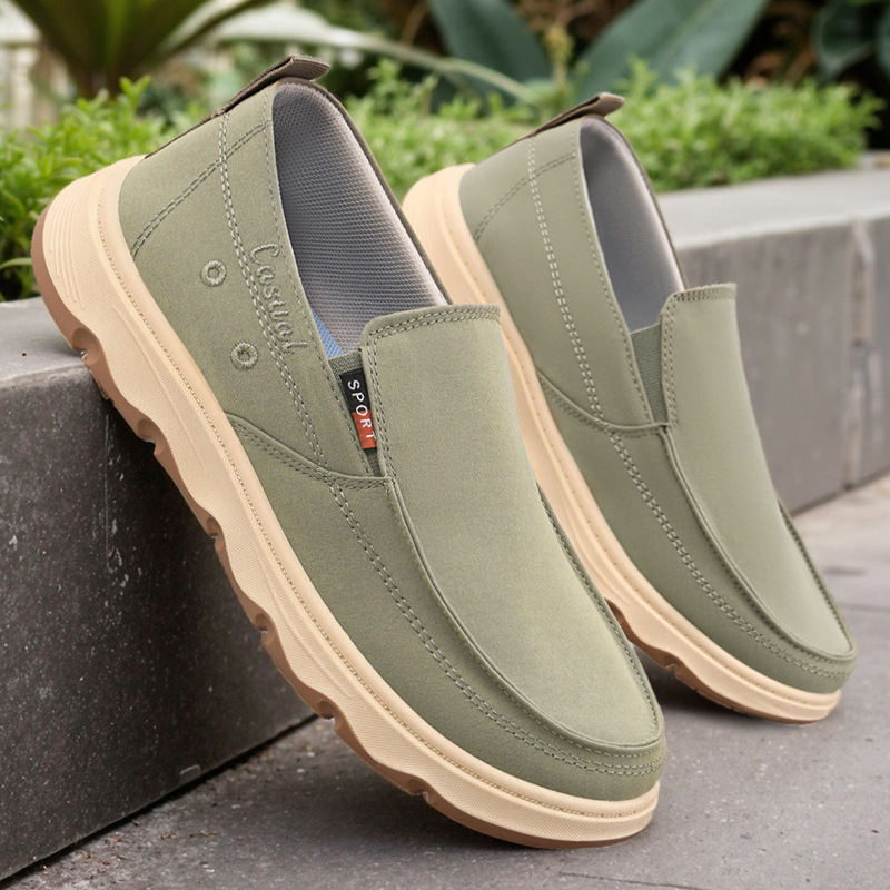 Zapatos de un pie para hombre verano nuevo estilo transfronterizo cómodo y transpirable zapatos de tela viejos de Beijing zapatos de hombre de suela suave para hombre casual al por mayor