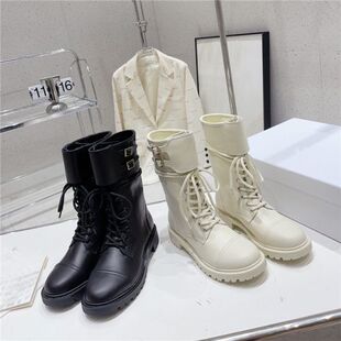 2023�ﶬ�¿�r�к���ɸ��ƤѥӢ���L��Ͳ�R��ѥ��Ƥ���eŮЬ