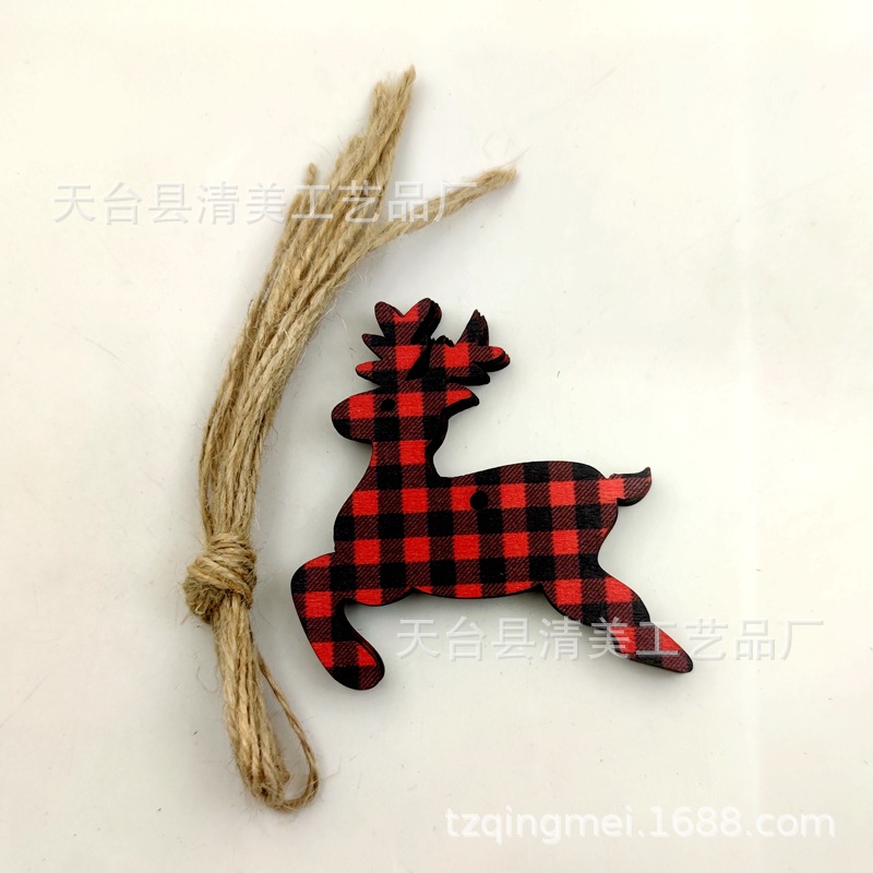 33 rojo y negro Plaid SERIE DE Navidad madera chips colgantes decorativos de Navidad se pueden combinar libremente con 10 piezas en un paquete