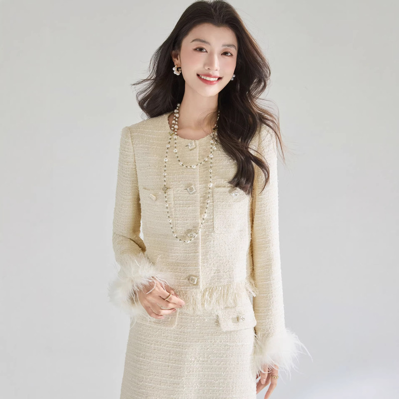 【Sheng Hong】Spring New Style Elegant Ladylike Ostrich Feather & Tweed Chanel-Style Jacket and Skirt Set