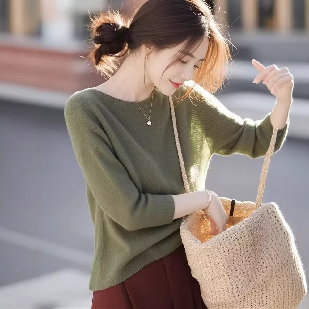 Áo len dệt kim nữ cổ tròn phong cách Hàn Quốc, form rộng, chất liệu mềm mại — Đậu xanh chi tiết 1