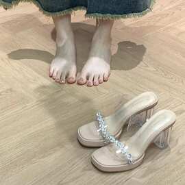 一字带透明水晶跟防水台粗跟凉拖鞋女夏季新款高跟鞋舒适水钻凉鞋