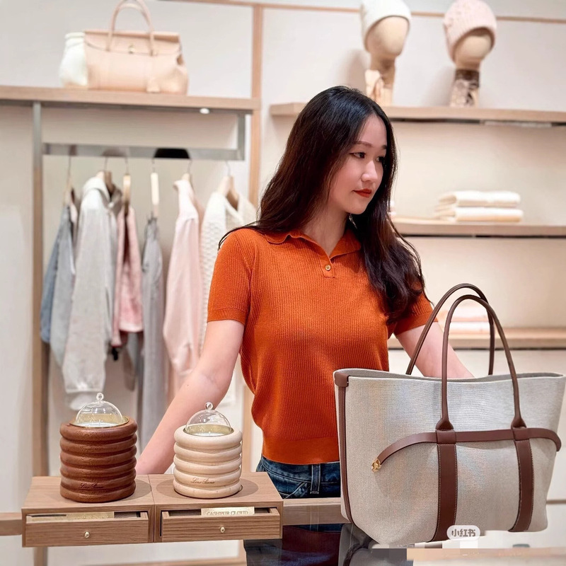 純オリジナル LP 中空ニットポロシャツラペルレディースプルオーバートップ通勤ハイエンド高級婦人服貿易|undefined