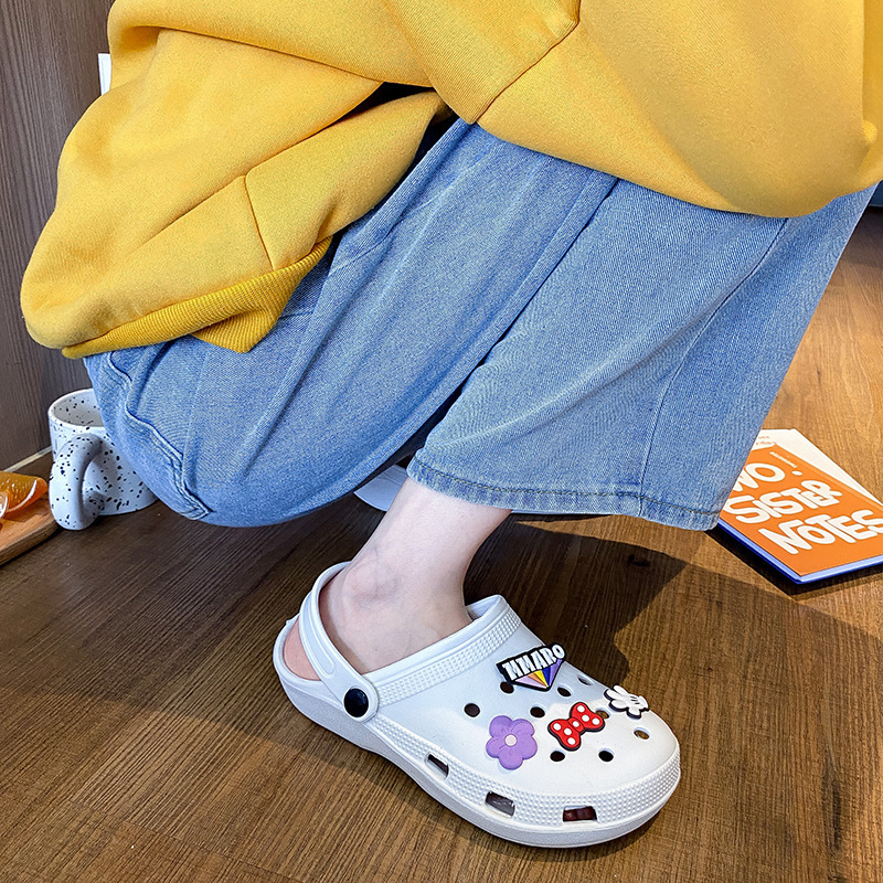 Heart-Shaped Rabbit Hole Sandals for Women, Non-Slip, Lazy Style, Beach Closed-Toe Half-Sandals for Women, Breathable for Summer Outdoor Wear Heart-Shaped Rabbit Hole Sandals for Women, Non-Slip, Lazy Style, Beach Closed-Toe Half-Sandals for Women, Breathable for Summer Outdoor Wear