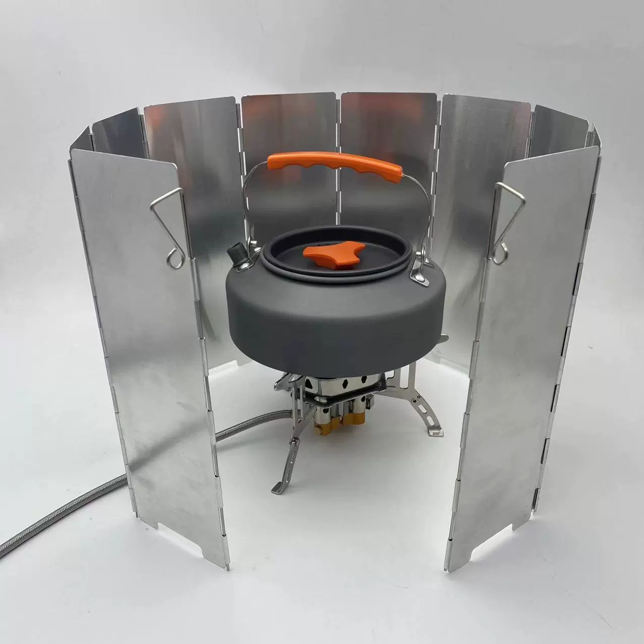 Outdoor windshield board furnace header header cross -border explosion aluminum alloy board can be folded and plugged in portable windproof board
