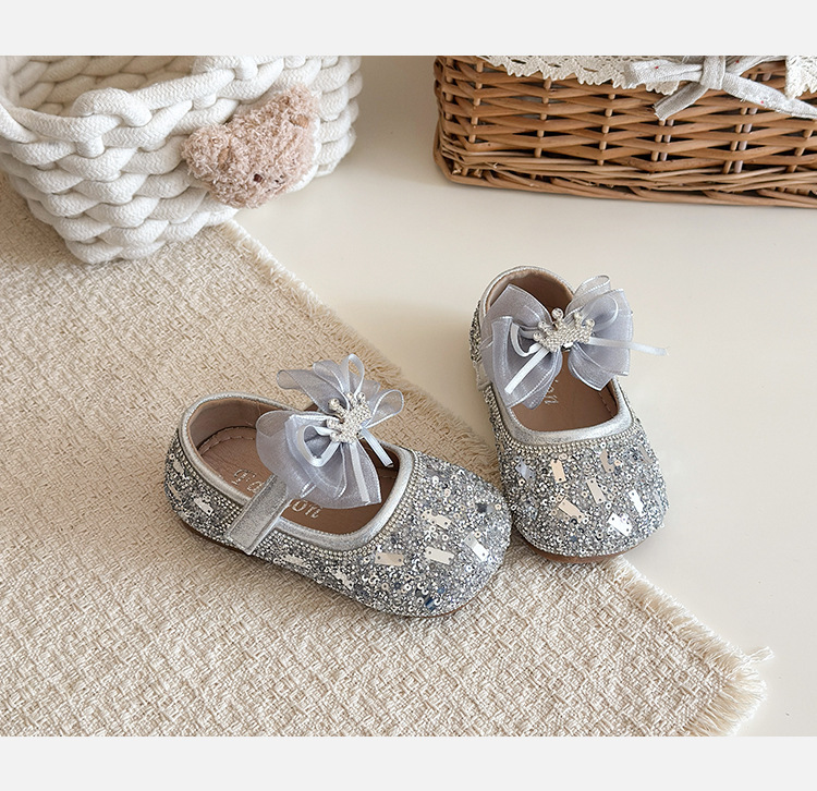 Girls Leather Dance Shoes With Crown And Bow For Performance_voghion.com