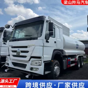 Cross-border Sinotruk HOWO 20-cubic-meter sprinkler truck, water transport truck, 371-horsepower spray truck, dust-reduction and cleaning truck HOWO