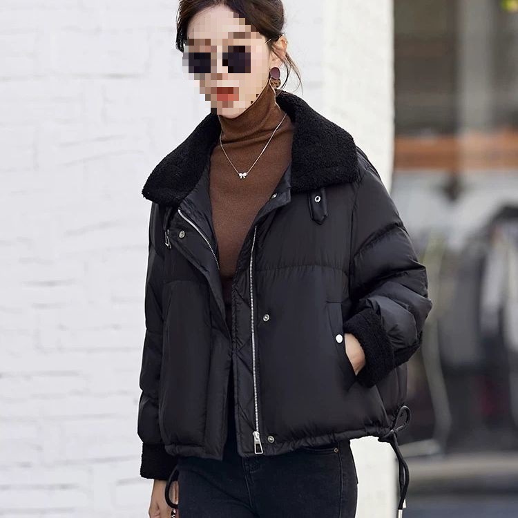 白鸭绒羽绒服女短款冬季2025新款时尚加厚羊羔毛大翻领面包服外套