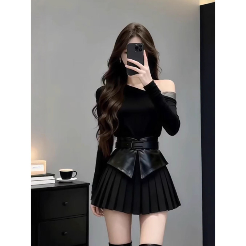 High-End Atmospheric Black Slope-Neck Off-Shoulder Long-Sleeved Dress for Women in Autumn and Winter New Style Waist-Tie Pleated Short Skirt