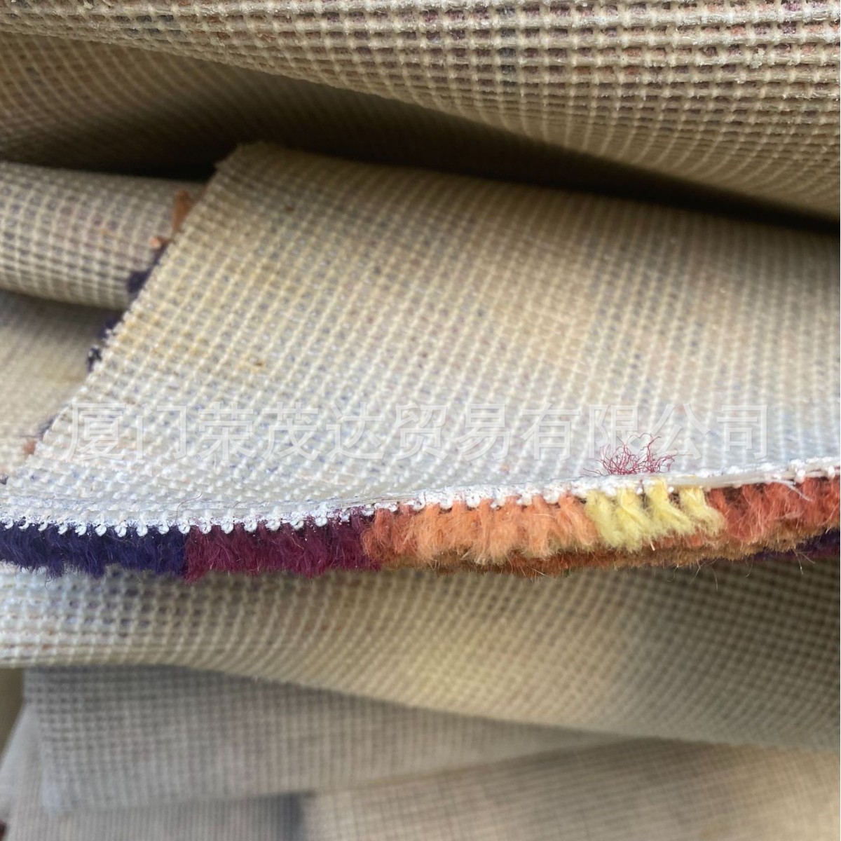 山东济南旧地毯出售 厚度6-8毫米 铺设地面用厚地毯 二手地毯处理