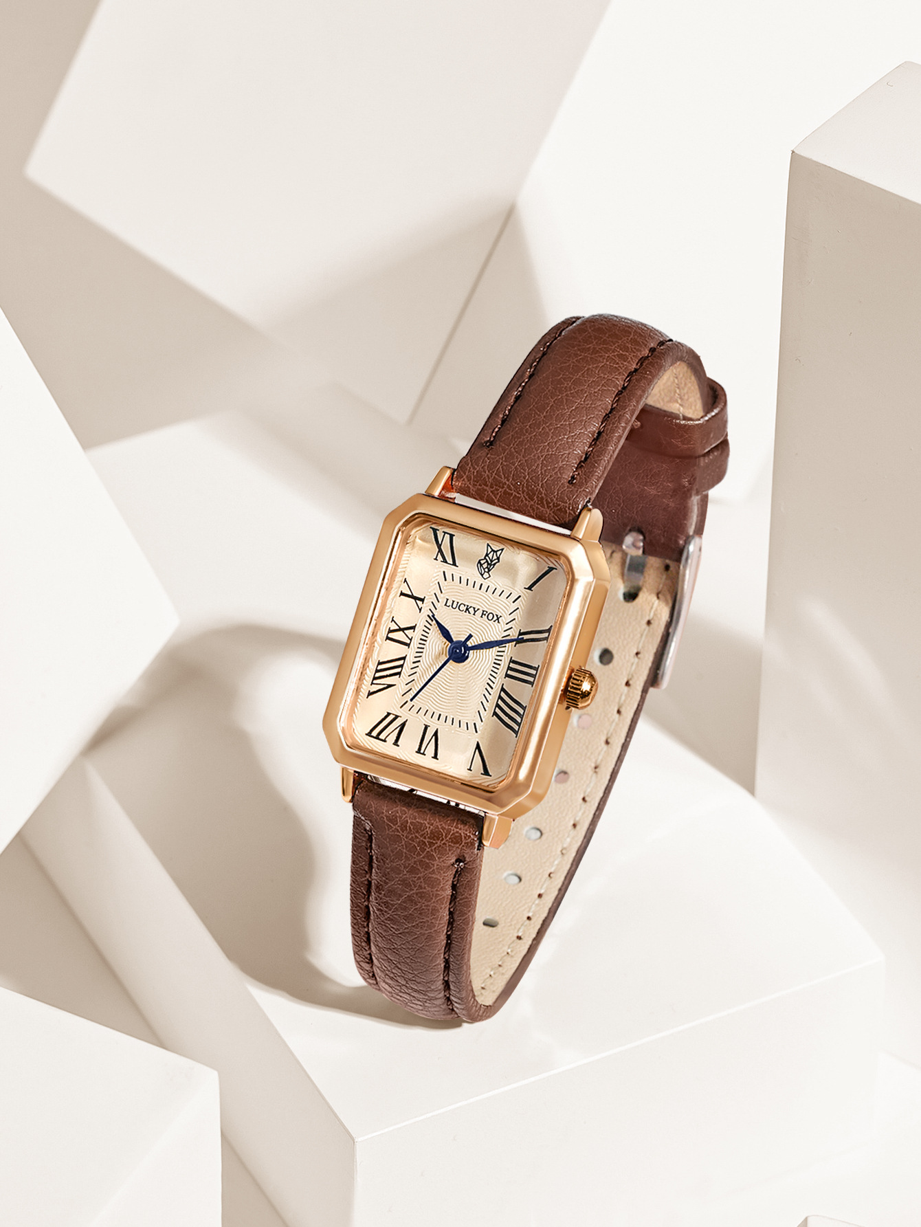 LUCKYFOX retro small dial women's watch new sports small rectangular watch simple daily quartz watch