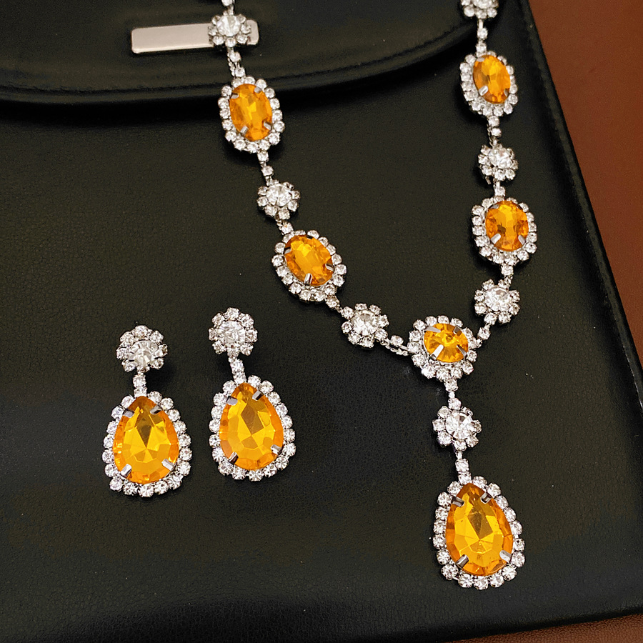 Palacio de diamantes de gota de agua oval collar de pernos de orejas ligero lujo de alta sensación cadena de clavícula temperamento conjunto de joyas mujeres image 8