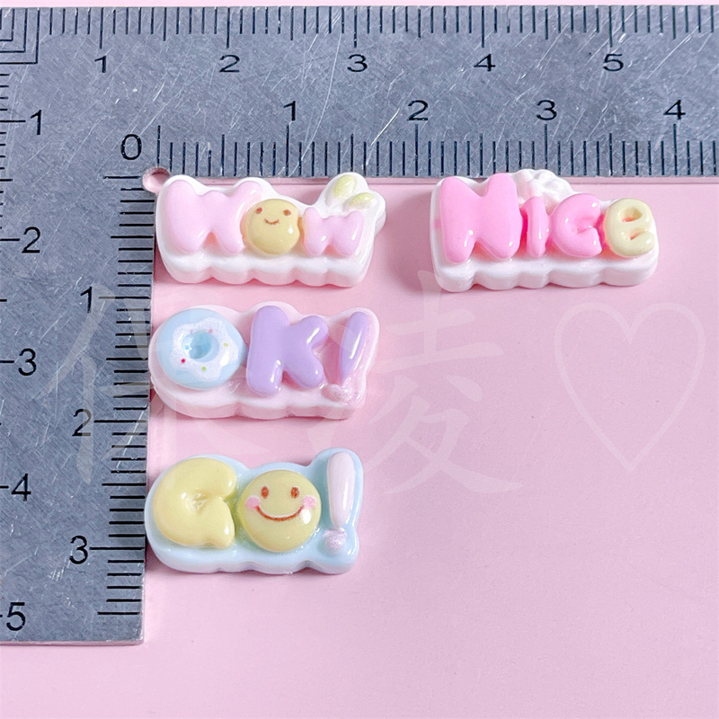 漫画ミニ混合文字プレート樹脂アクセサリー diy クリーム接着剤食品おもちゃ材料ヘアピンヘアアクセサリーパッチ|undefined