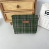 Woolen green grid