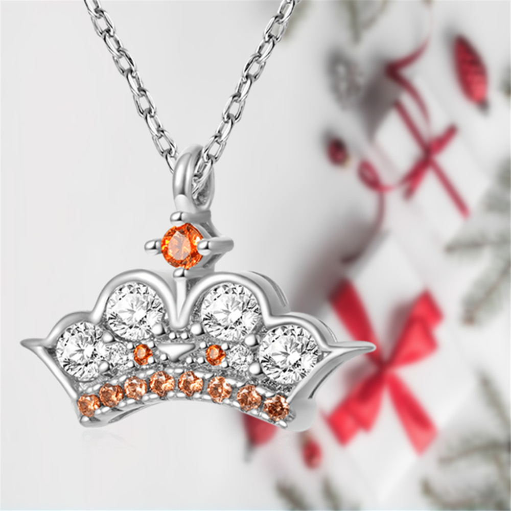 Colar com pingente de coroa de rainha em strass para mulher_voghion.com