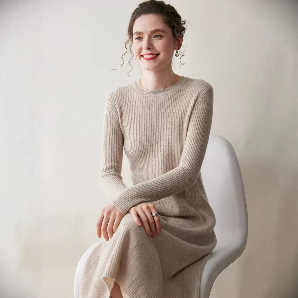 秋冬女士针织连衣裙修身长裙长款毛衣过膝长袖打底裙圆领羊绒裙子