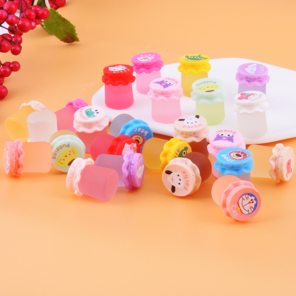 Llavero de botella de mermelada de miel luminoso de dibujos animados - Accesorio de colgante de micro paisaje de resina para comida y juego DIY